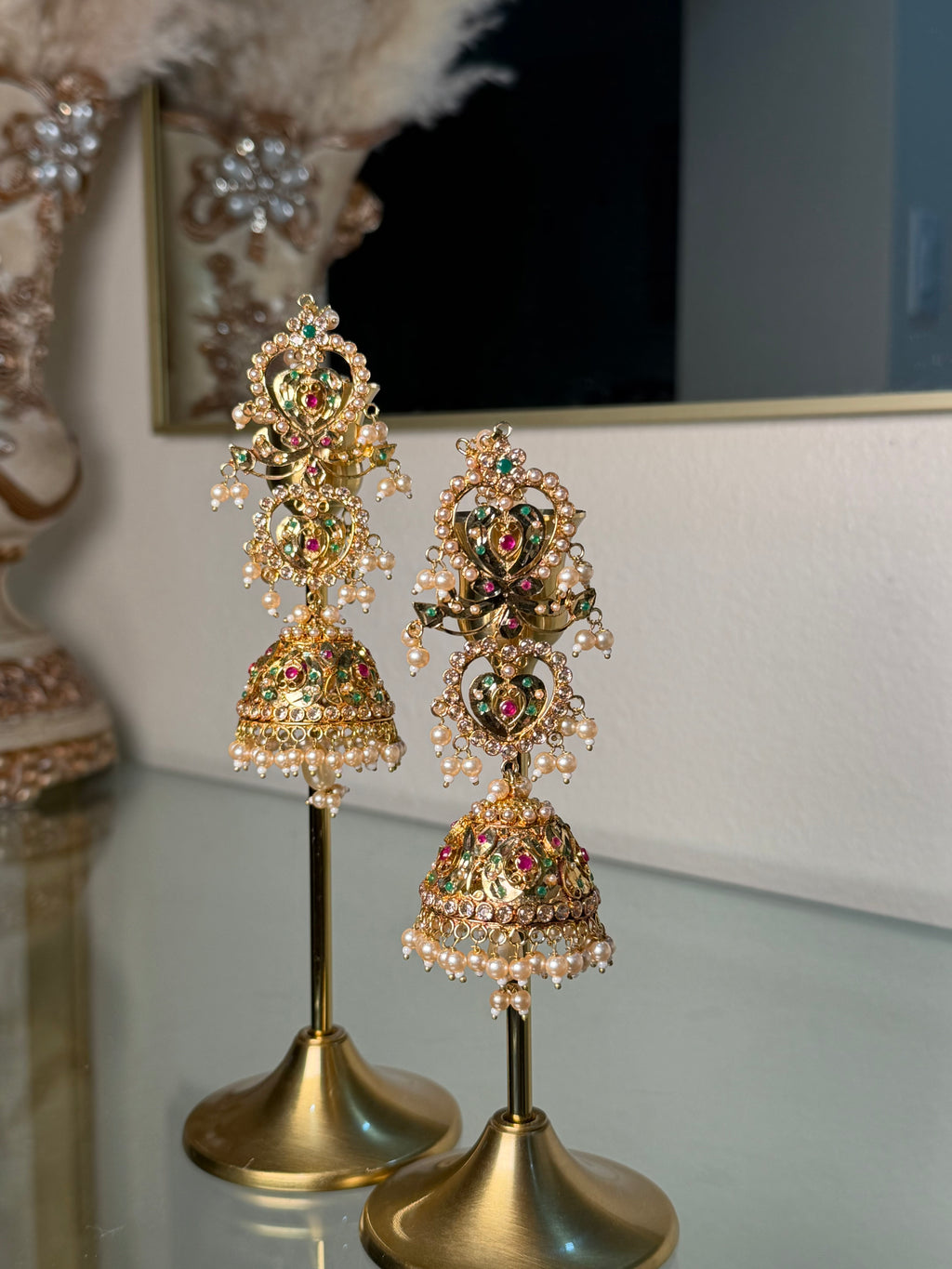 Saya Jhumka