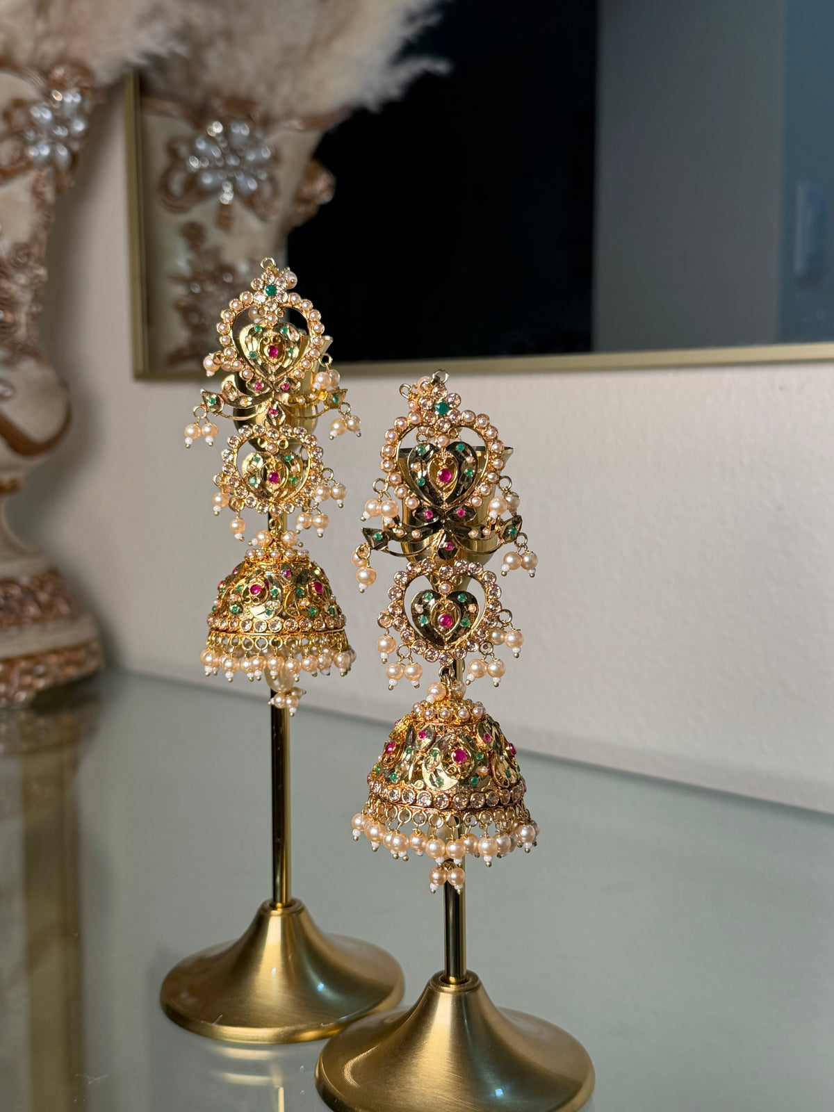 Saya Jhumka