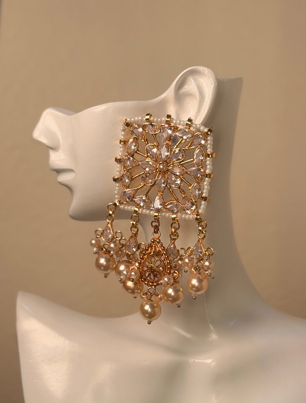 Ramisa Choker Set