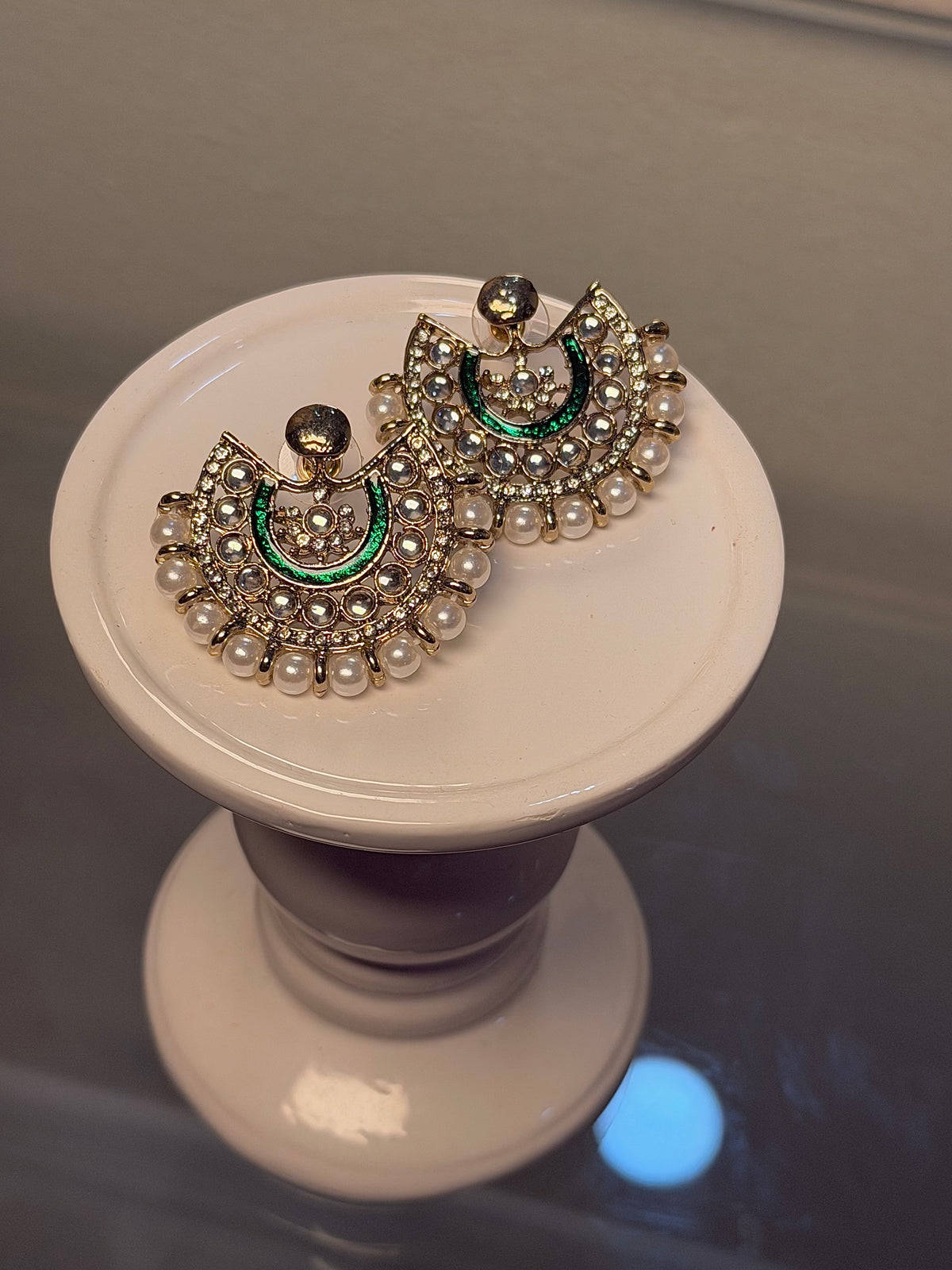 Sayma Studs