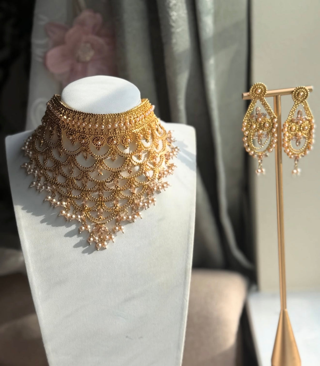 Serina Choker