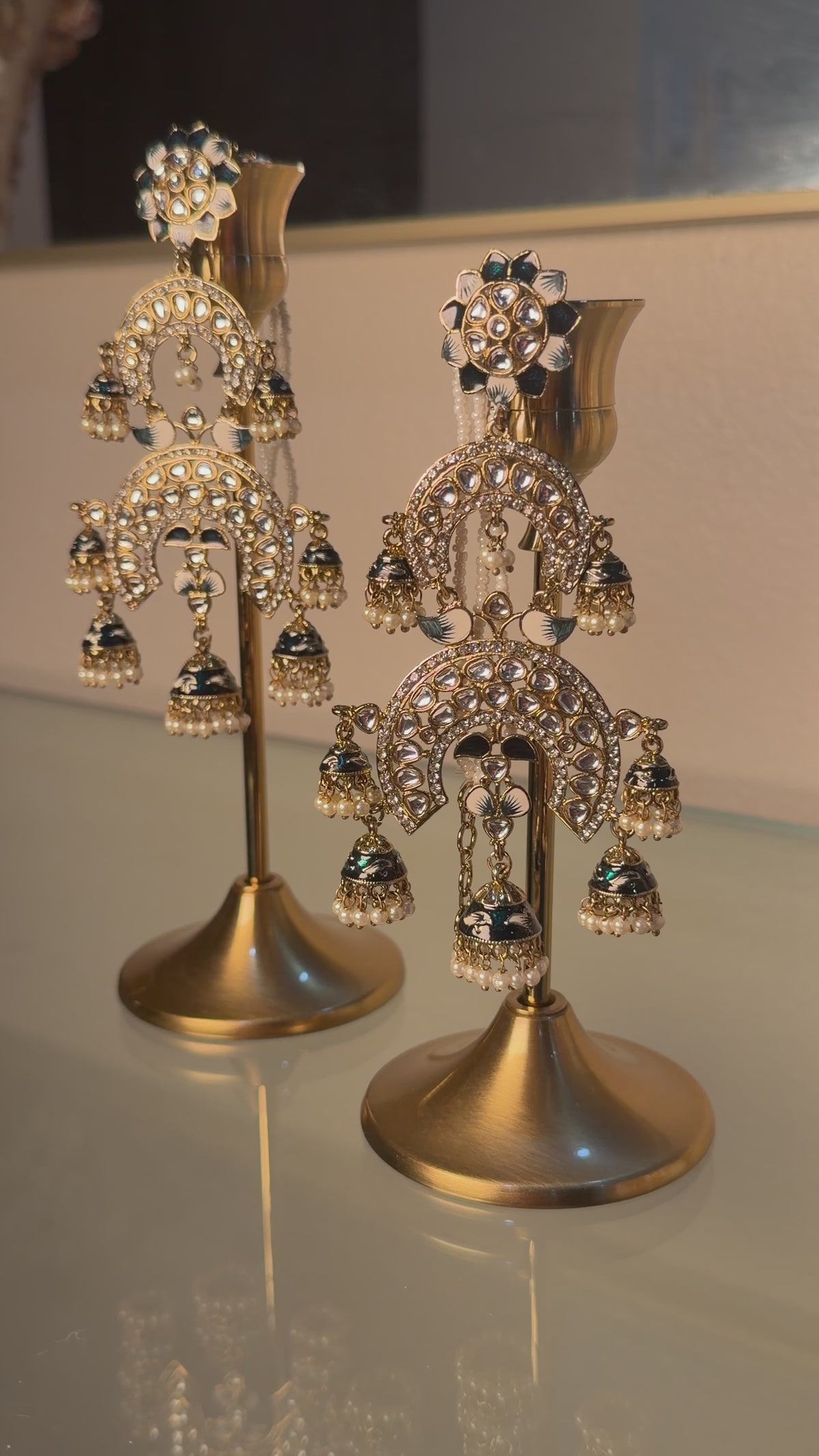 Esha Jhumka Taana Earrings