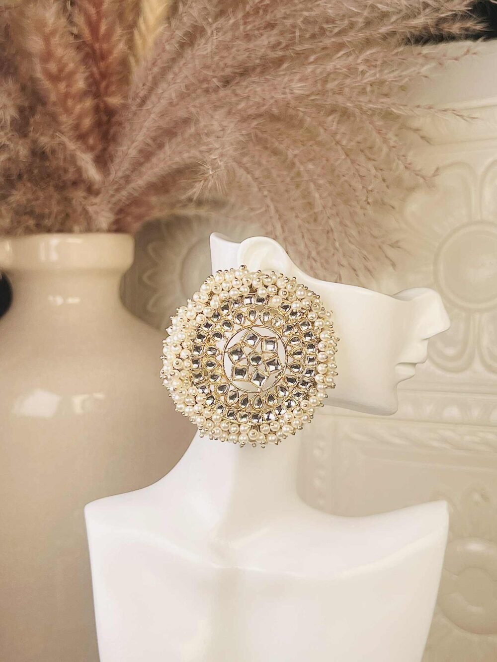Kundan chandelier earrings – affordable South Asian jewelry – top view Kundan chandelier earrings – budget party wear jewelry – close-up