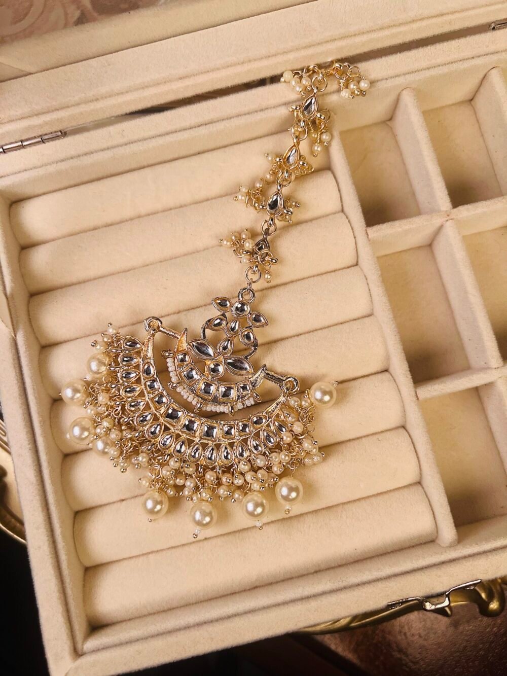 Gold Pearl Tikka – South Asian tikka – Top view Gold Pearl Tikka – South Asian tikka – Side profile