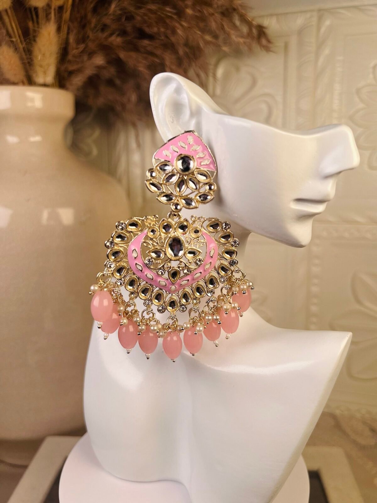 Kundan drop earrings – affordable South Asian bridal jewelry – side angle Kundan drop earrings – cheap South Asian jewelry – close-up view
