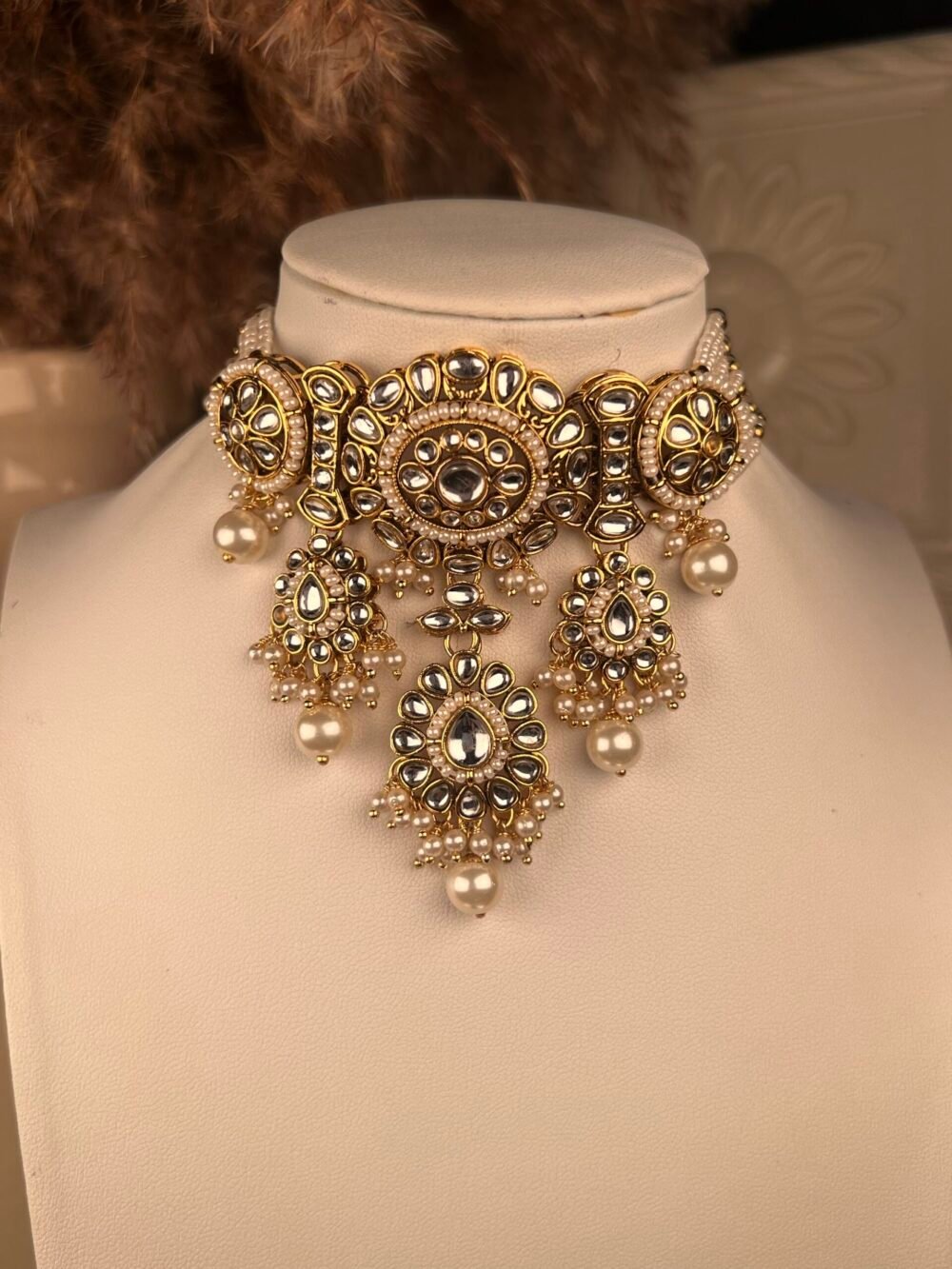 Gold Bridal Necklace Set – South Asian jewelry – Top view, Silver Pearl Bridal Set – South Asian jewelry – Front view