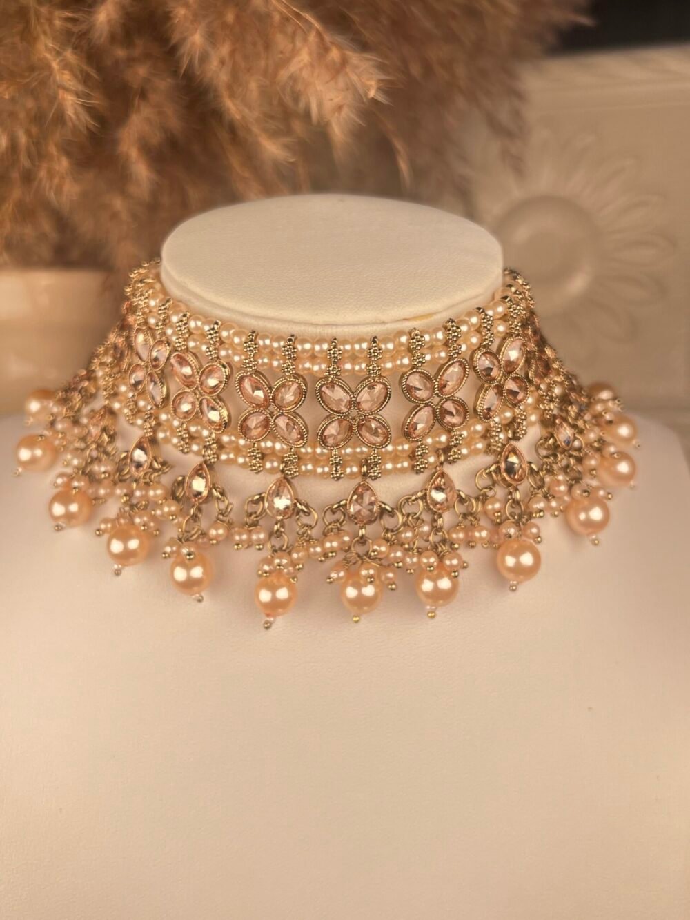 Gold Bridal Necklace Set – South Asian jewelry – Top view, Silver Pearl Bridal Set – South Asian jewelry – Front view