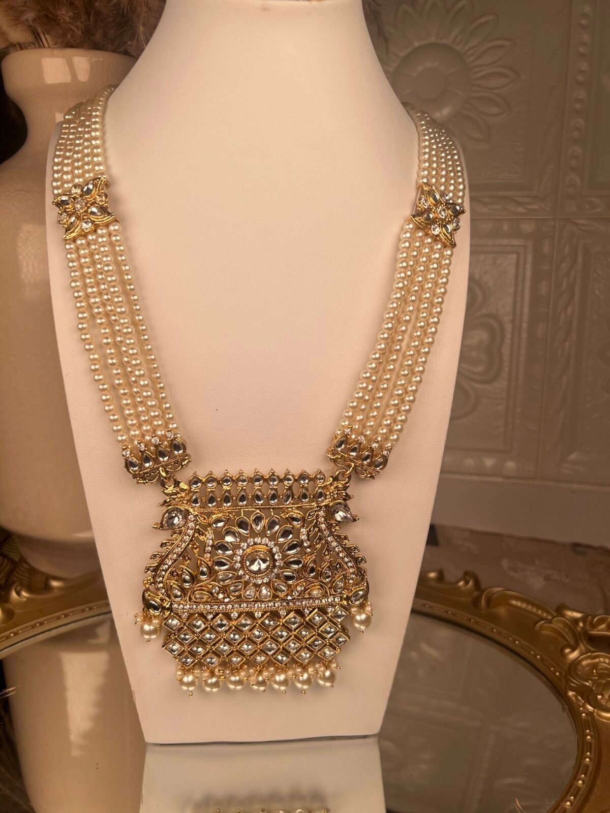 Pearl and Gold necklace set – affordable bridal jewelry – front view, Kundan jhumkas – affordable South Asian jewelry – wedding collection – front view