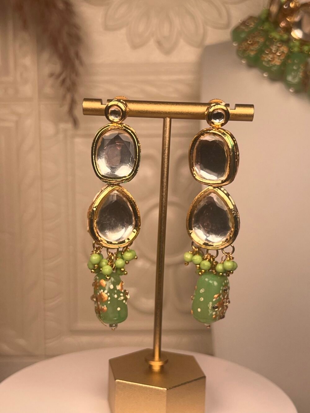 Kundan & Pearl Necklace Set – South Asian jewelry – Side angle